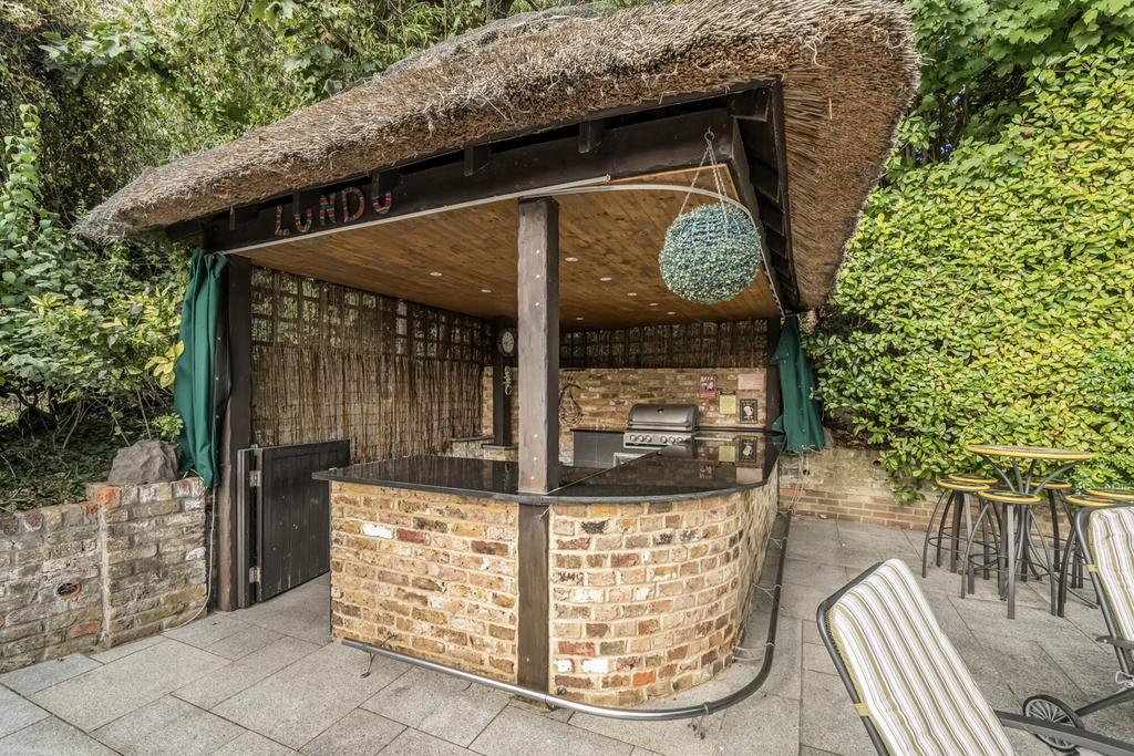 1350960-46-68dd57...