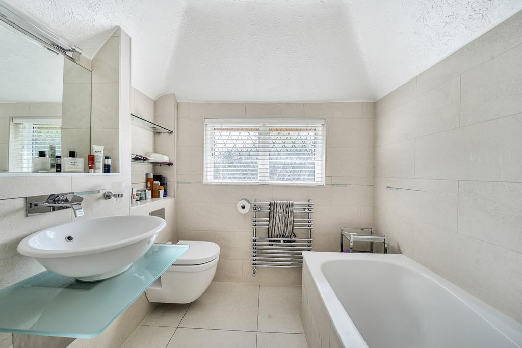 1350960-7-68dd55c...