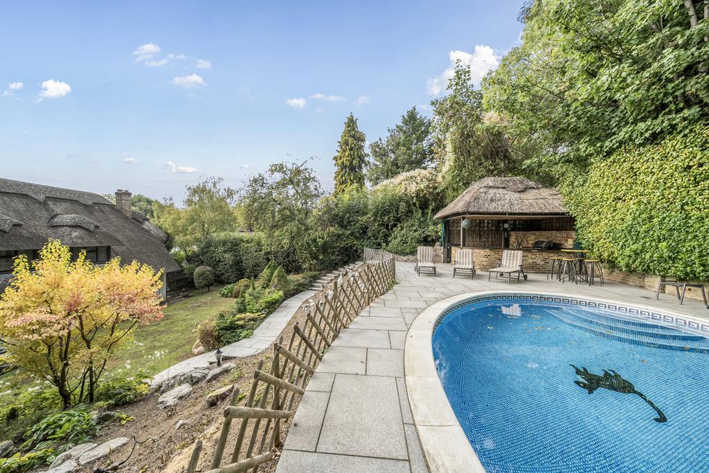 1350960-50-68dd57...