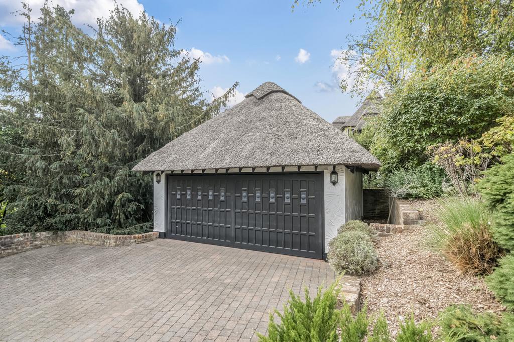 1350960-51-68dd57...