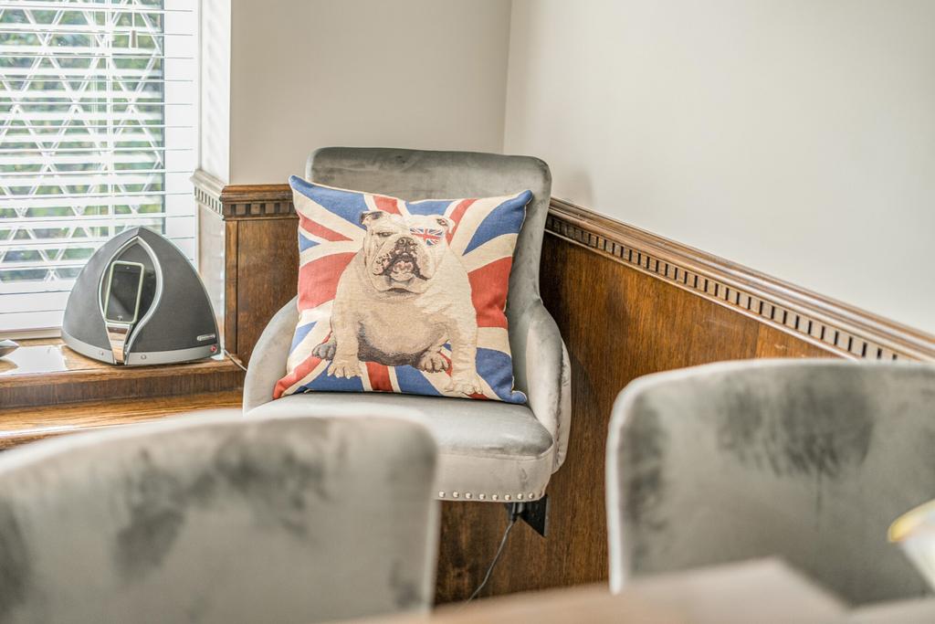 1350960-42-68dd57...