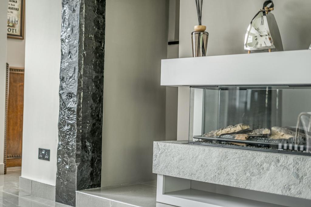 1350960-43-68dd57...