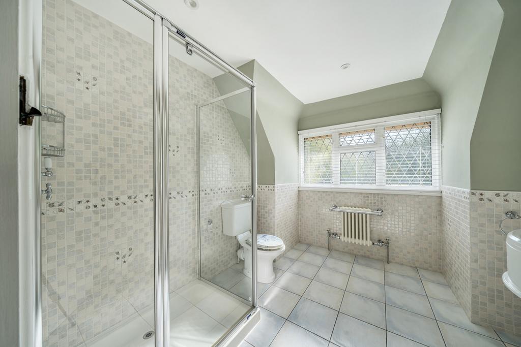 1350960-40-68dd57...