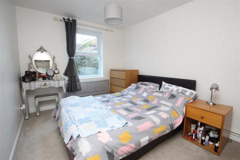 1 bedroom flat for sale, Campbell Road, Salisbury