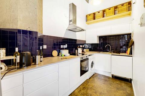 1 bedroom flat to rent, King Edward's Road, London E9