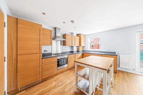 6 Bramley Hill, Ipswich, IP4 2AE