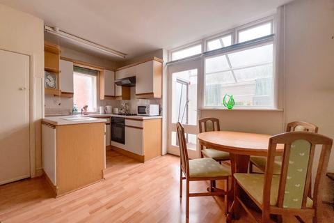 3 bedroom end of terrace house for sale, Pretoria Road, Patchway, Bristol, BS34