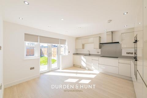 undefined, Purfleet Road, South Ockendon, RM15