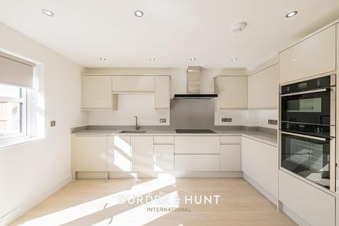 undefined, Purfleet Road, South Ockendon, RM15