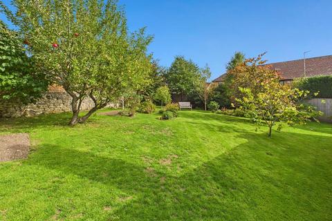 5 bedroom detached house for sale, Bishops Meadow, Aylesbury HP22