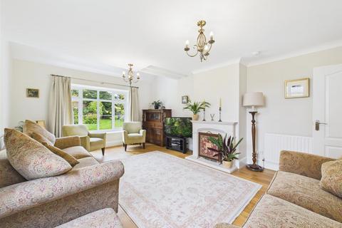 5 bedroom detached house for sale, Bishops Meadow, Aylesbury HP22