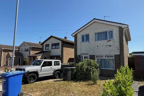 5 Brendon Close, Oulton, Lowestoft, NR32 3HL