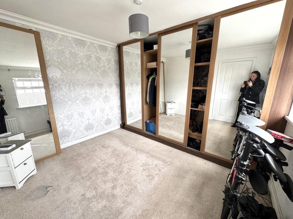 5c06689d-d99a-4ef6-9079-d4b6cb9608ee