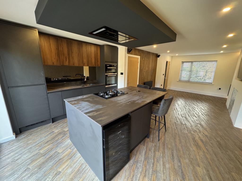 8 Kilmuir Close