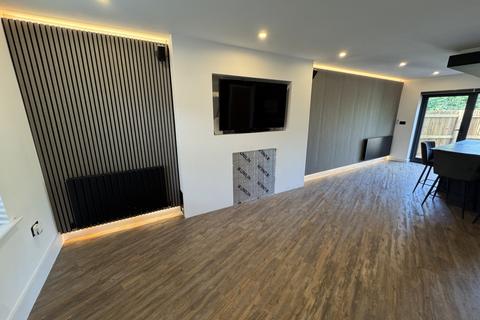 undefined, Kilmuir Close Preston PR2 9QZ