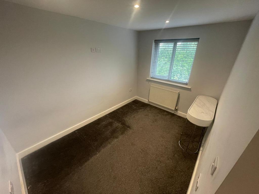 8 Kilmuir Close