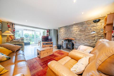 undefined, Knighton,  Powys,  LD7
