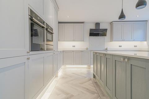 undefined, Longdon Road, Knowle, B93
