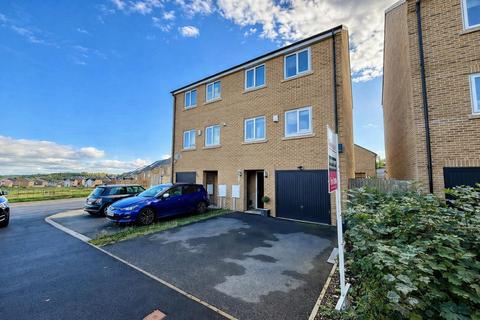 4 bedroom semi-detached house for sale, Fagley Rise, Eccleshill BD2