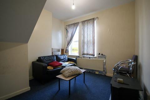 4 bedroom terraced house to rent, Bristol Road, Birmingham B29