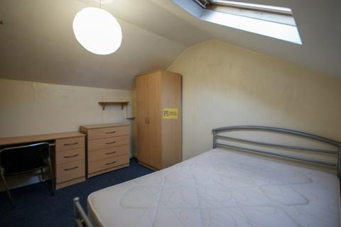 4 bedroom terraced house to rent, Bristol Road, Birmingham B29