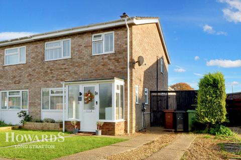 undefined, Welholmes Close, Long Stratton