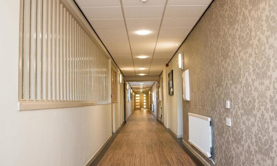 250723-raglan-court-corridor.jpg