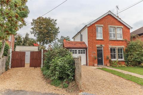 38 Beechfield, Newton Toney, Salisbury, SP4 0HH
