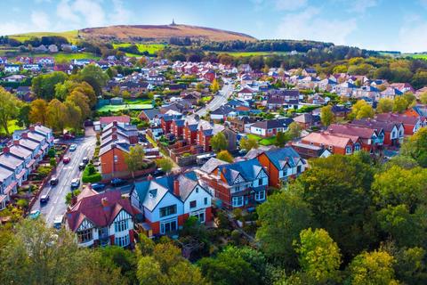 undefined, Earnsdale Avenue, Darwen