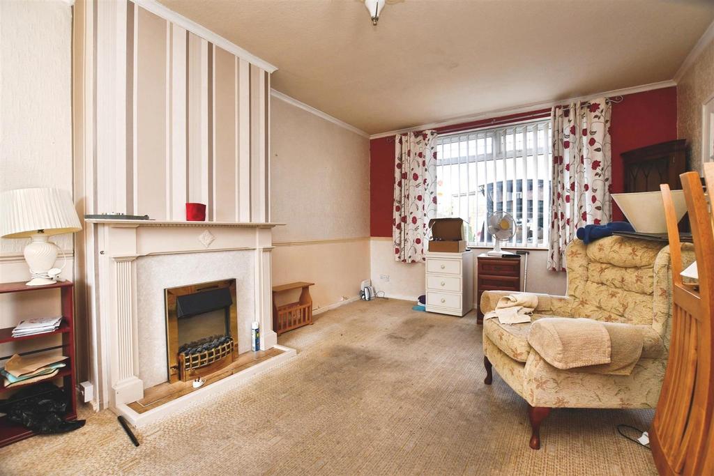 Through Lounge/Dining Room