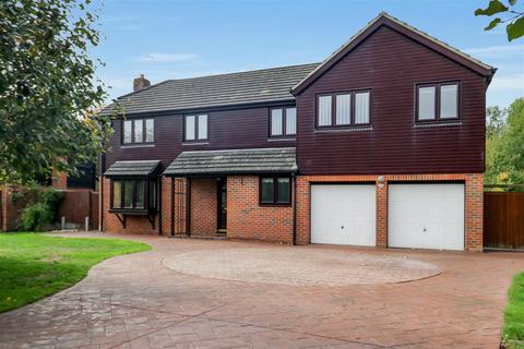 Holyrood, Great Holm, Milton Keynes