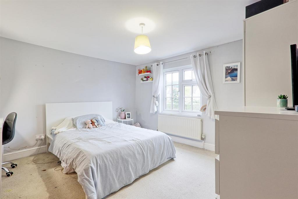 IMG 7086 7 8 easy HDR-interior3.jpg