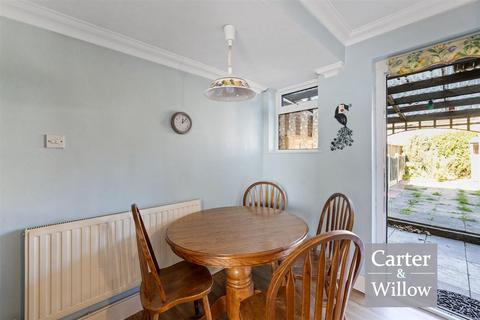 41 Greenwood Avenue, Dagenham, RM10 7DL