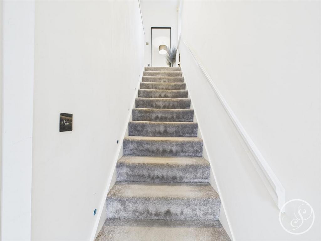 Entrance hall way