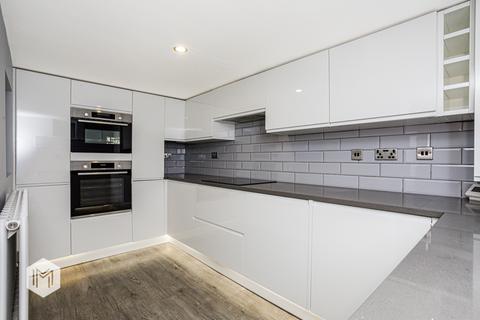 2 bedroom apartment for sale, Birtle Road, Bury, Greater Manchester, BL9 6UT
