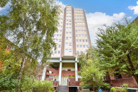 2 bedroom flat for sale, Tamar Square, Woodford Green IG8
