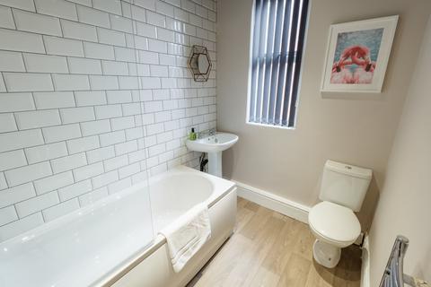 undefined, Molyneux Road, L6 6AL,