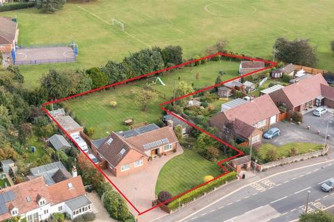 undefined, Main Road, Huntley GL19