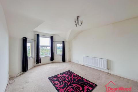 undefined, Flat 3, 19 Royal Avenue West, Onchan