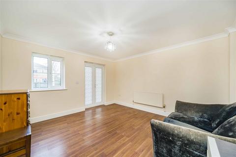 1 bedroom property for sale, Churchill Court, Roxeth Green Avenue Harrow, HA2 8BA