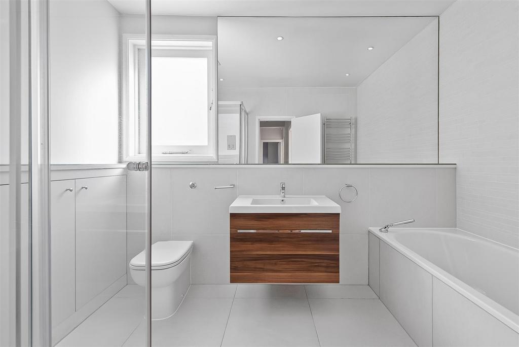 Bathroom2 (1).jpg