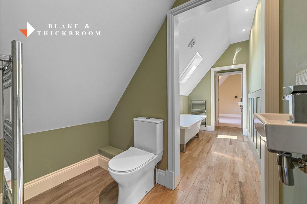 Ensuite bathroom