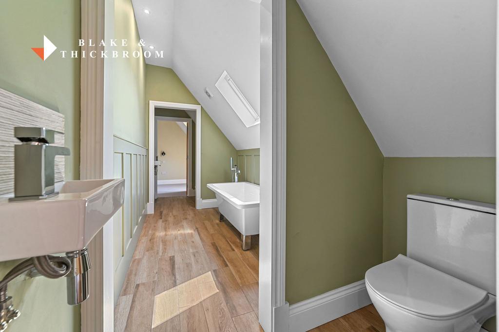 Ensuite bathroom