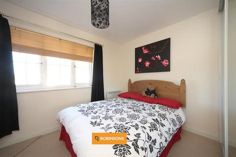 2 bedroom flat for sale, Russett Way, Dunstable