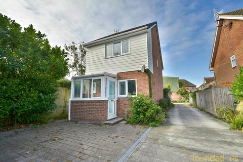 2 bedroom detached house for sale, Ashdown Road, Bexhill-on-Sea, TN40