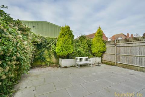 2 bedroom detached house for sale, Ashdown Road, Bexhill-on-Sea, TN40