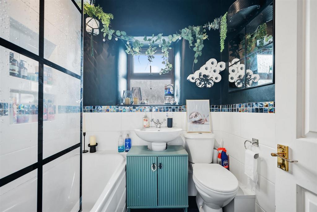 Bathroom .jpg
