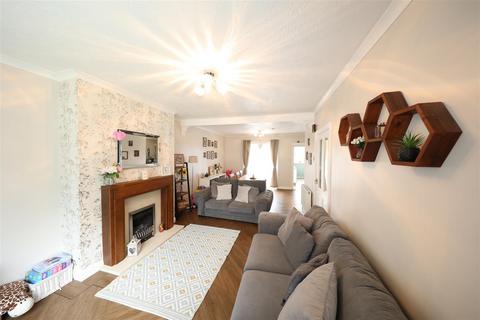 undefined, Calvert Lane, Hull