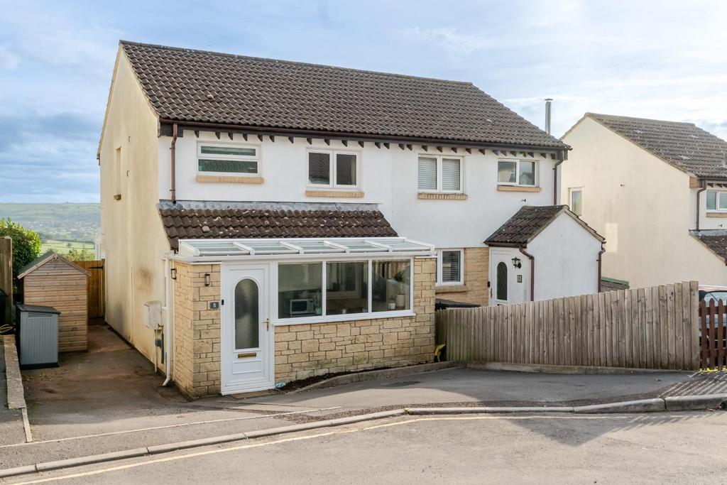 5 Church Court, Church Road, Redhill BS40 5 SG 61.j