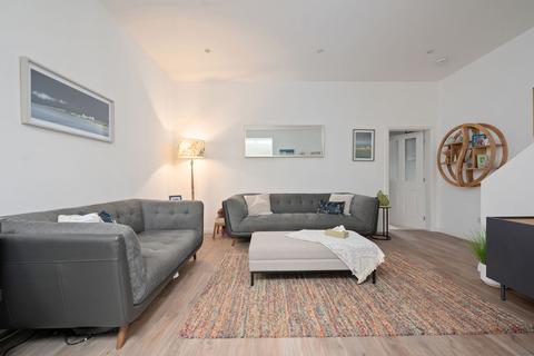 undefined, Dunfermline Road, Cowdenbeath, KY4